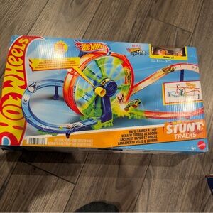 Hot wheels Stunt Tracks Playset - Multicolor